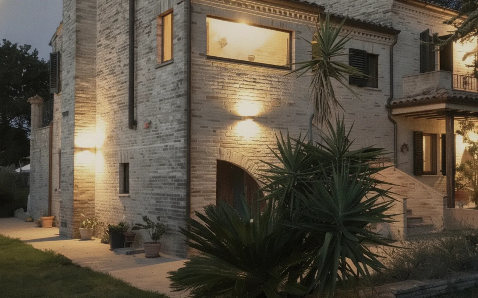 Esterni di Casa Blanca, Lido di Fermo (Marche) (foto 5)